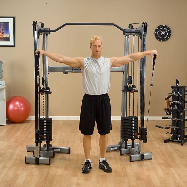 Упражнение на кроссовере Body-Solid GDCC200